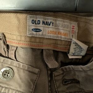 Old Navy Loose Khaki Pants